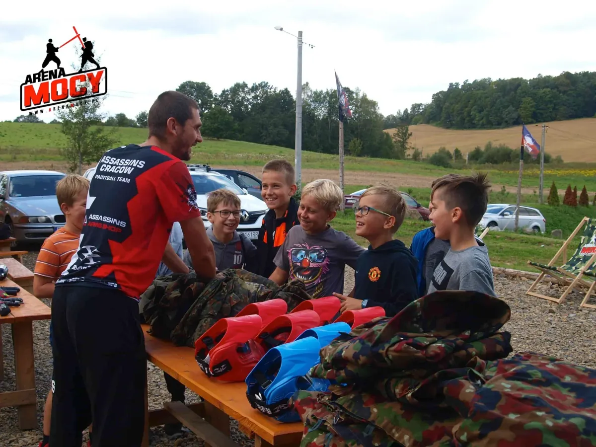 Paintball dla dzieci w Arenie Mocy - bezpieczna zabawa